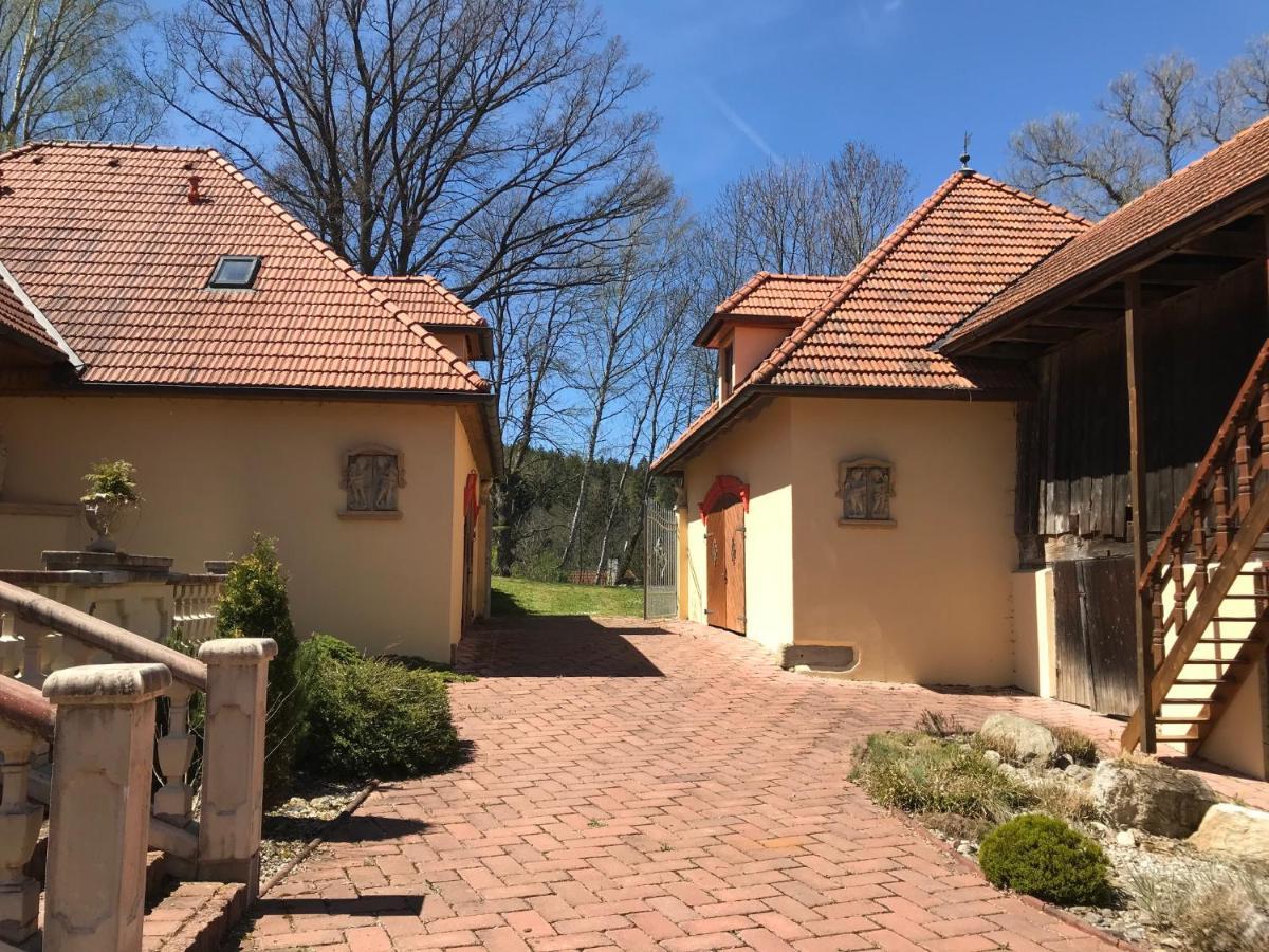 Zamecek Zdiky - Moderni Velky Apartman Bujanov Exterior foto